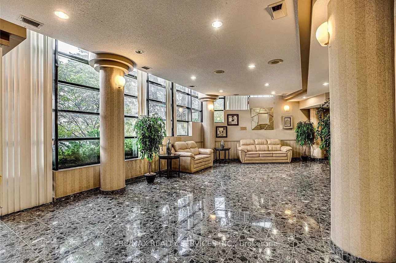 2 bed, $2,700 — Photo 3