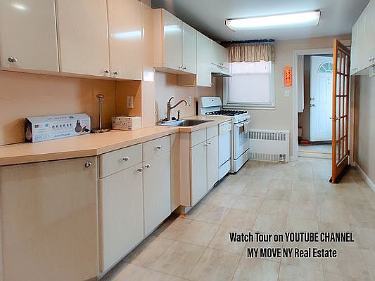 1st image of 3714 Avenue S Floor 1
