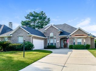 18 S Wind Dr, Montgomery, TX 77356