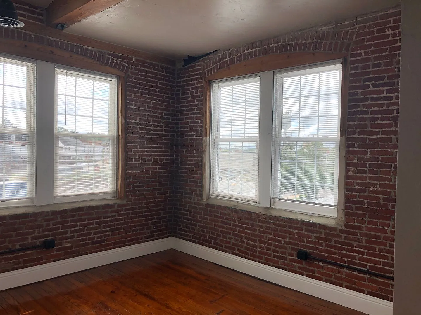 Monroe Street Suites — Photo 2