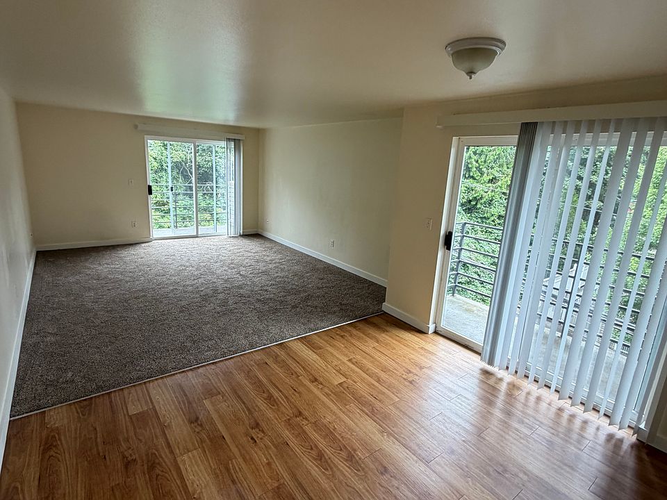 1st image of 2021 NE 90th St APT A408