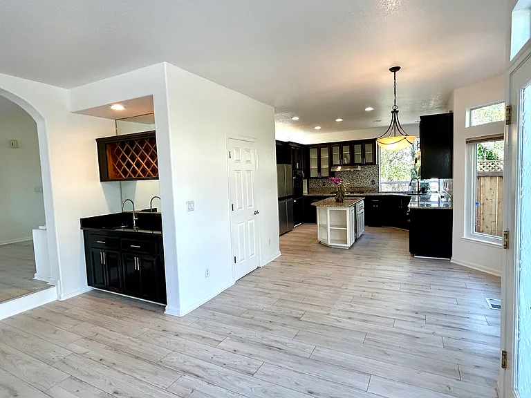 400 Jonathan Ridge Dr — Photo 48