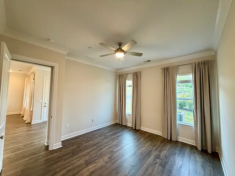 310 Buckwood Ln — Photo 11