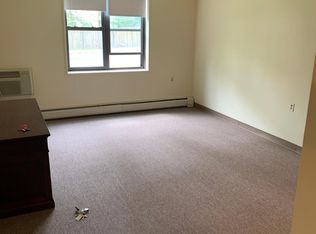 640 8th Ave #1, Clementon, NJ 08021