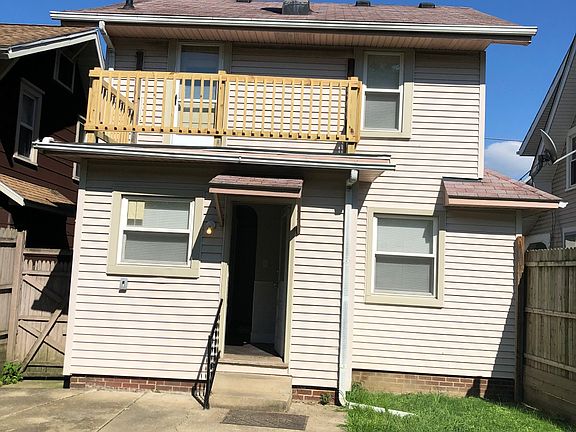 2nd image of 825 Smith Ave NW