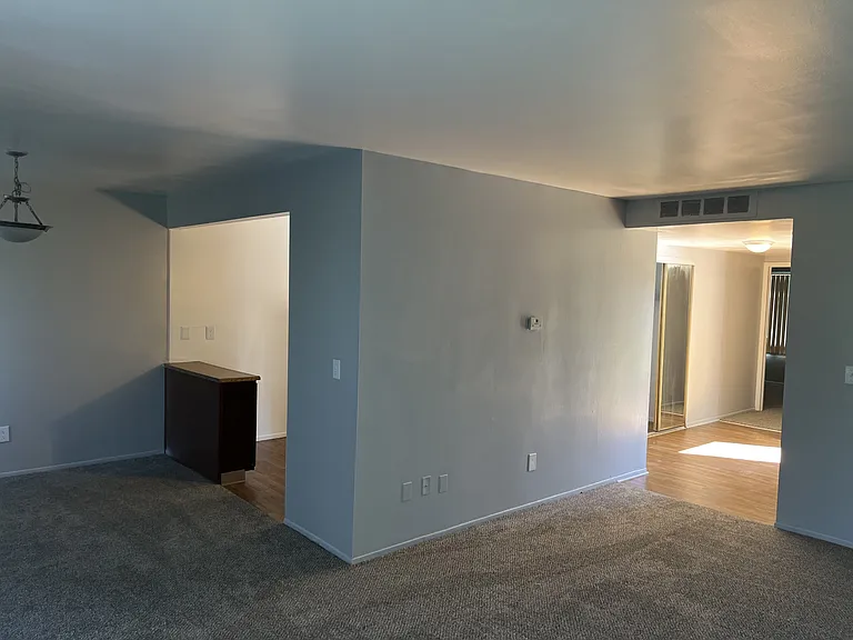 29194 Tiffany Dr E #G — Photo 3