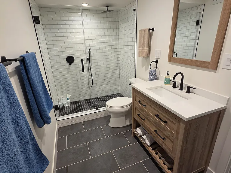 full bathroom