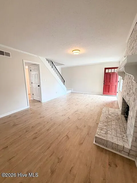 3 bed, 2.5 bath, 1500 sqft, $1,650 — Photo 3
