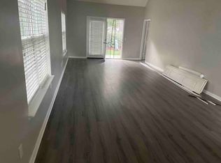 10054 University Park Ln, Charlotte, NC 28213