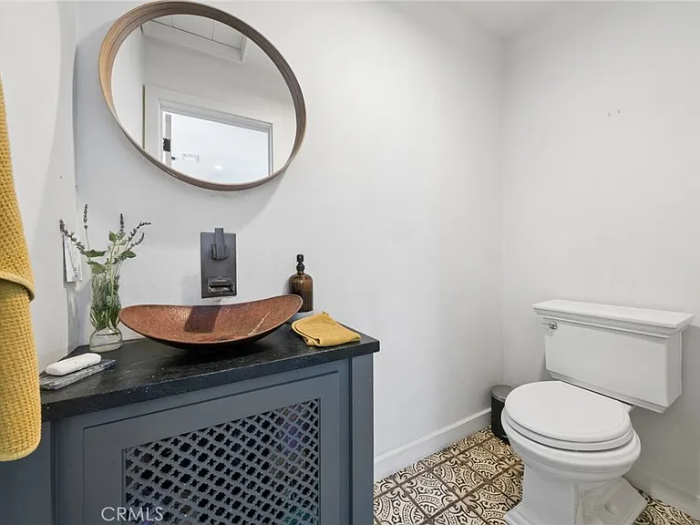 1377 Lewellyn Dr — Photo 21