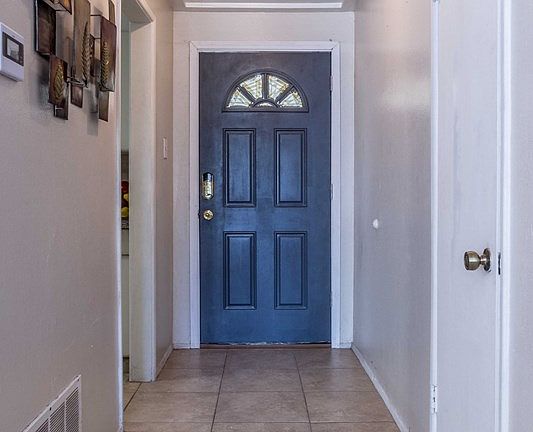 4th image of 4207 Harlowe Dr