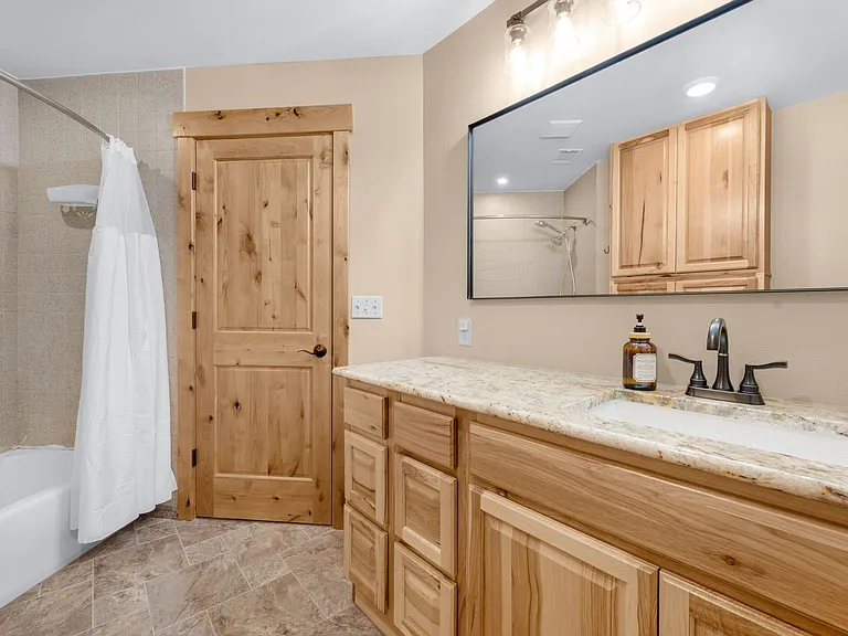 15632 Ray Dr — Photo 18