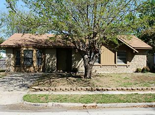 2950 Lockwood Dr, Carrollton, TX 75007