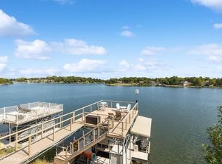 230 Southshore Dr, Lake Winnebago, MO 64034