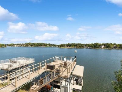 230 Southshore Dr, Lake Winnebago, MO, 64034