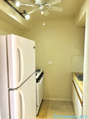 Rented by Uptown Flats LLC | media 67