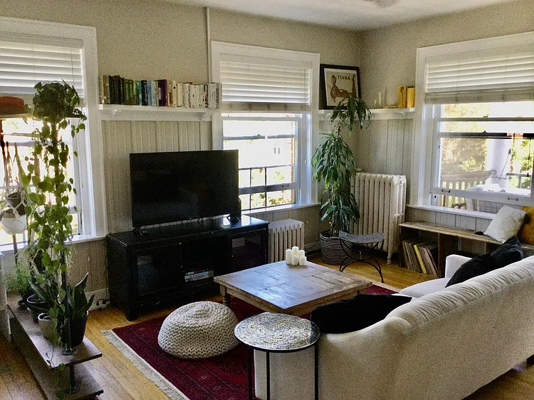 1376 N Pearl St #301 — Photo 7