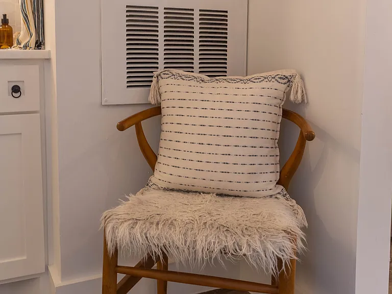 5516 Roosevelt Ave #206 — Photo 24