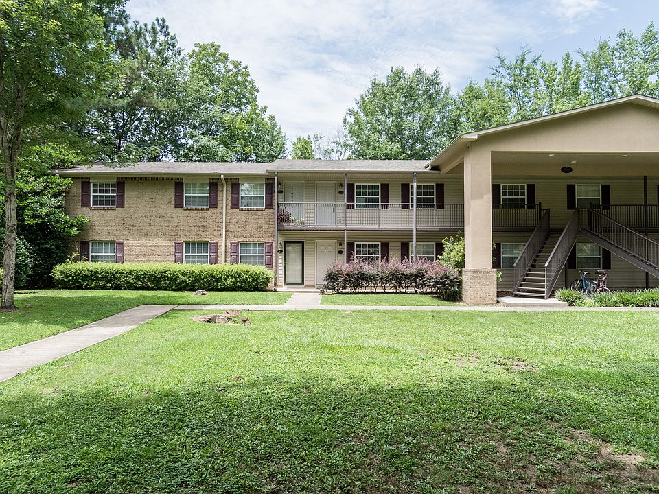 1st image of 922 Penny Ln
