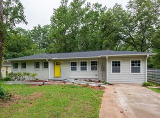 3255 Pinehill Dr, Decatur, GA 30032