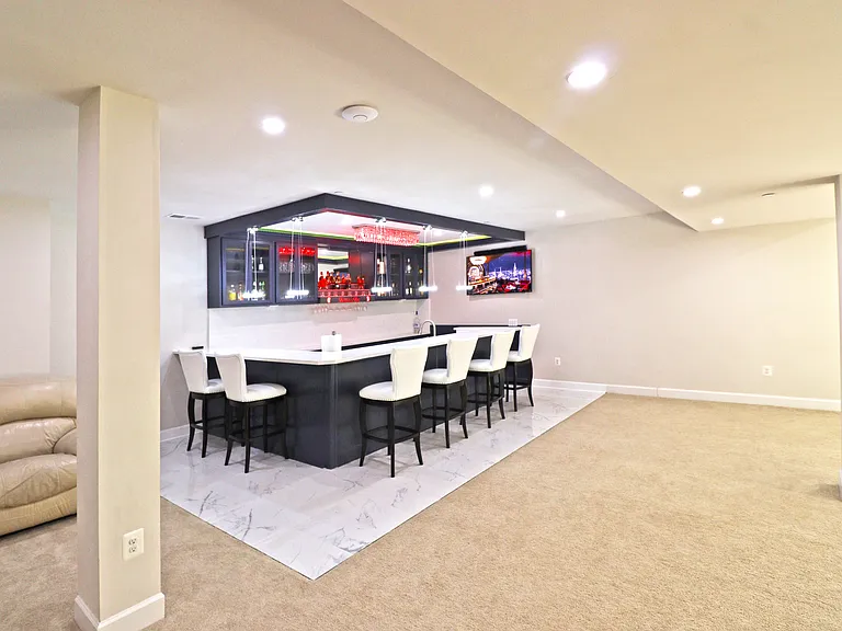 1040 Stepping Pl — Photo 52