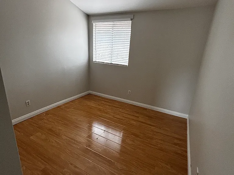 30858 Canterfield Dr — Photo 12