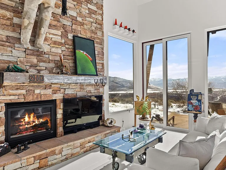 2103 Ten Peaks Mesa Rd — Photo 24