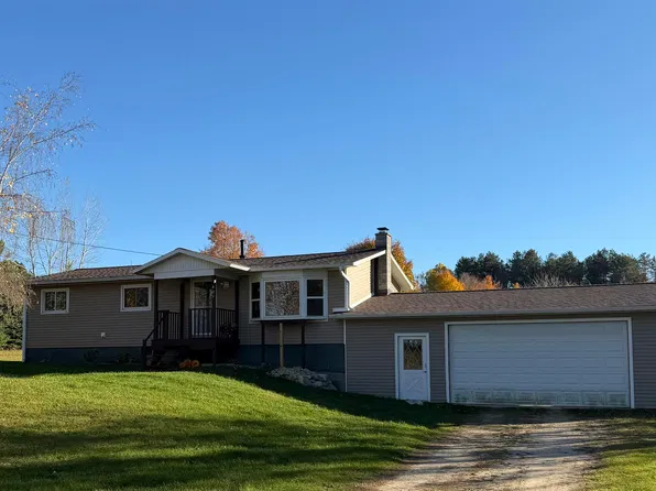 601 Bass Lake Rd SW, South Boardman, MI 49680