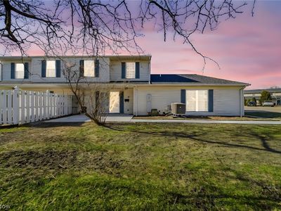 7981 Carriage Cir APT B, Mentor, OH, 44060