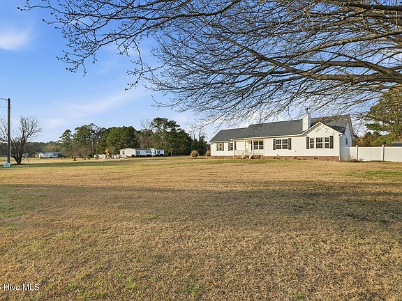 3rd image of 22 Old Mill Road