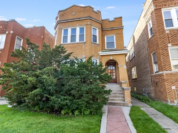 5237 W School St, Chicago, IL 60641