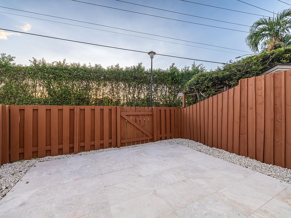1st image of 1160 Parkside Green Drive #D