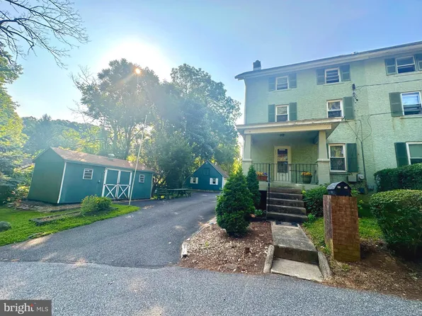 853 Upton Rd, Aston, PA 19014