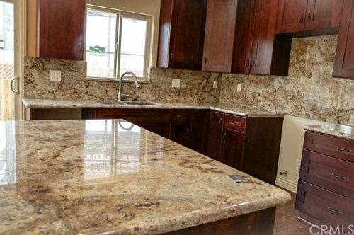 5th image of 10217 Orchard Ave
