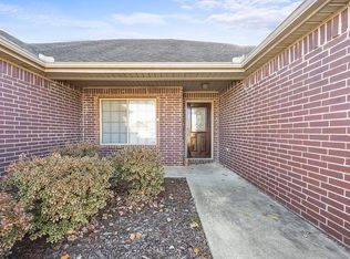 1160 Kensington Dr, Centerton, AR 72719