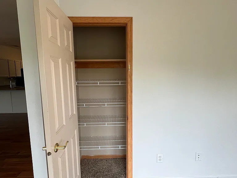 6649 Windsor Commons Ave — Photo 6
