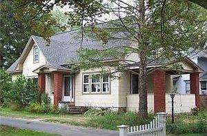 2nd image of 44 Ontario St
