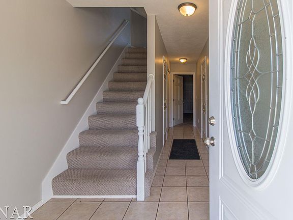 2nd image of 30 Parkshores Dr