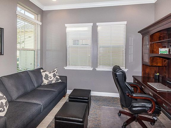 4th image of 150 Wingstone Dr