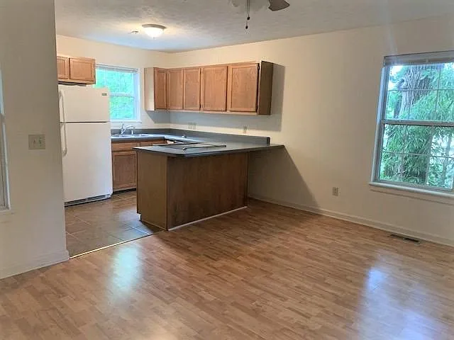 152 Woodland Ave — Photo 3