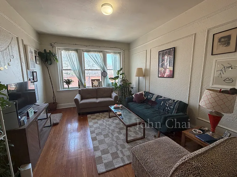 70 Chiswick Rd #15 — Photo 3
