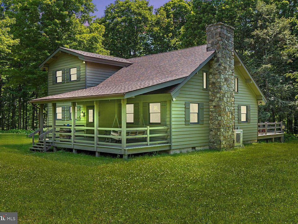 100 Skyview Ter W, Greentown, PA 18426 Zillow