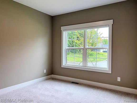 4th image of 9945 Havendale Dr