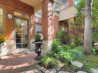 20 Burkebrook Pl #TOWNHOUSE 14, Toronto, ON M4G0A1