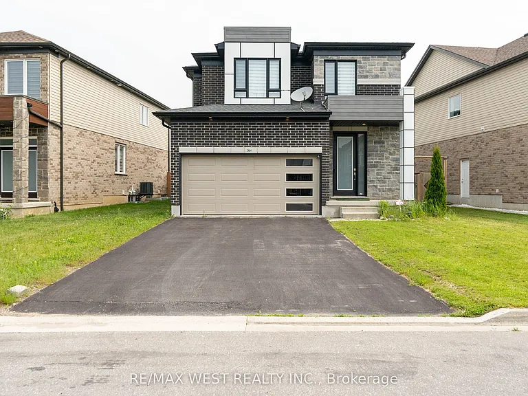301 Freure Dr — Photo 1