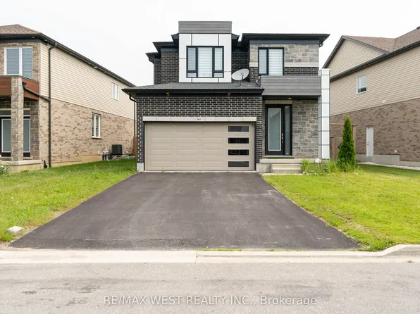 301 Freure Dr, Cambridge, ON N1S 0B5