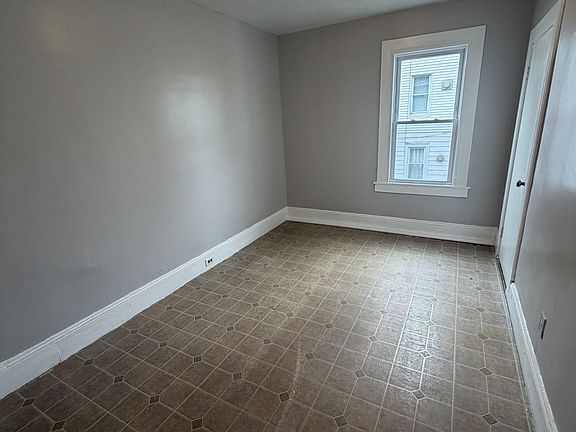 4th image of 45 Tallman St #2N