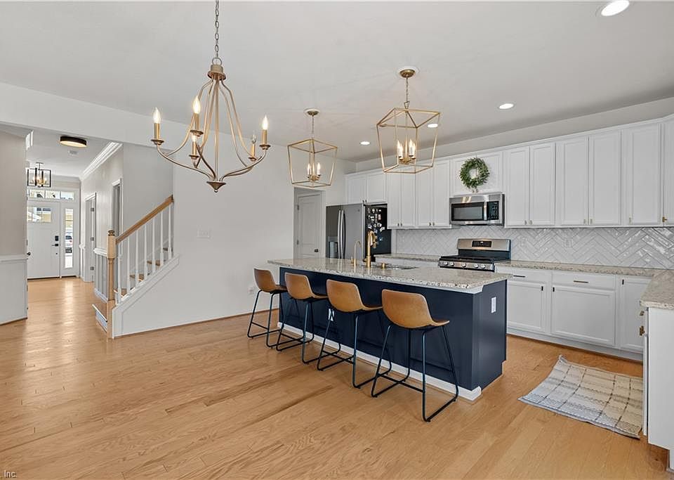 1st image of 111 Brookside Ln