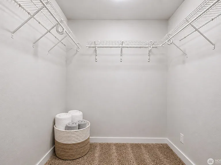 1832 Camas Ave NE — Photo 16