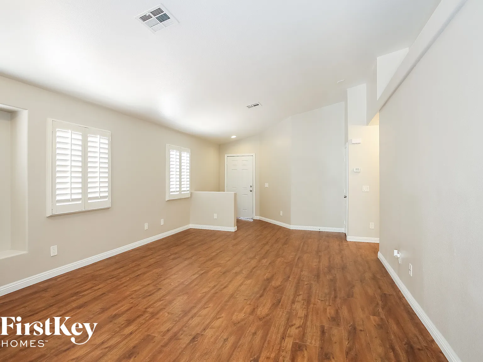 4 bed, 2.0 bath, 1695 sqft, $2,495 — Photo 4